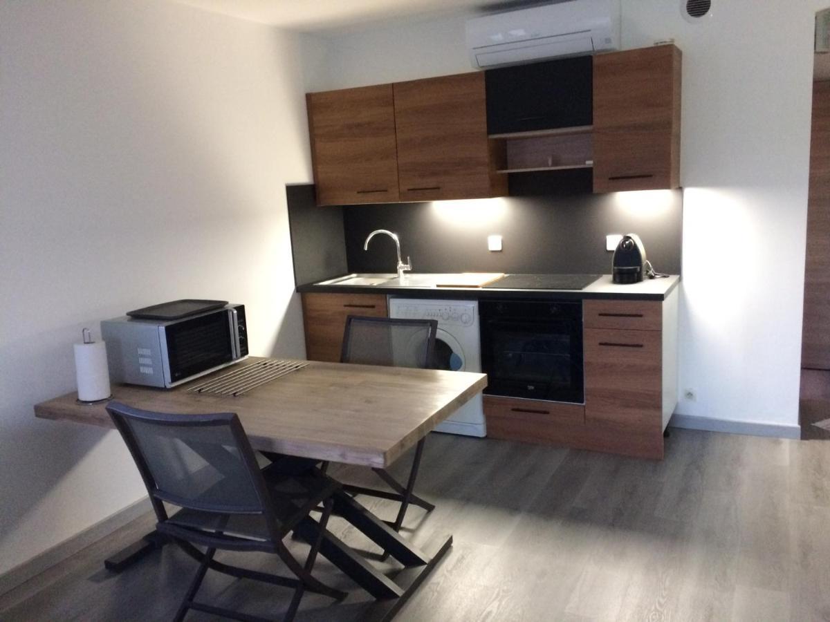 Appart 2 Pieces Independant Dans Villa Proche Centre Ville Au Calme Mandelieu Exterior foto